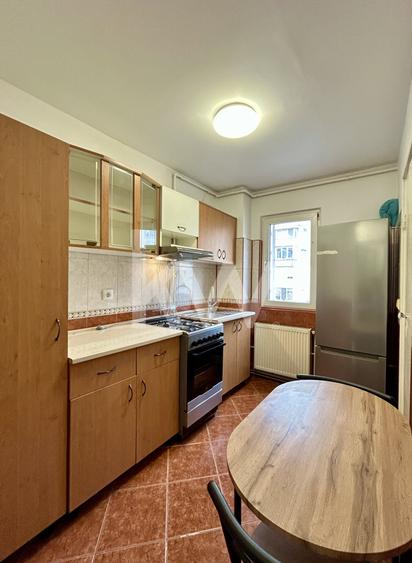 Locație excelentă, la 2 minute de Gara Brașov și Sala Sporturilor - 4