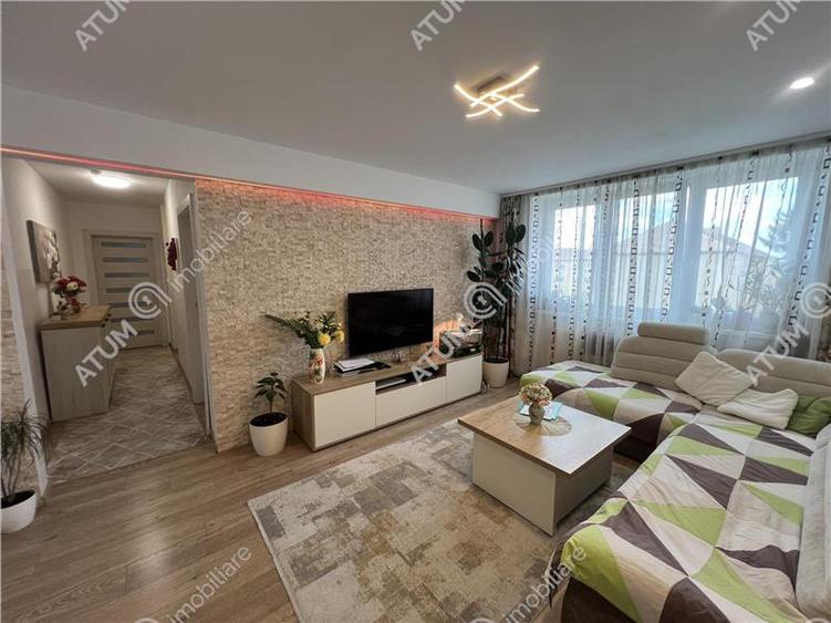 Apartament renovat cu 3 camere in zona Rahovei din Sibiu - 2
