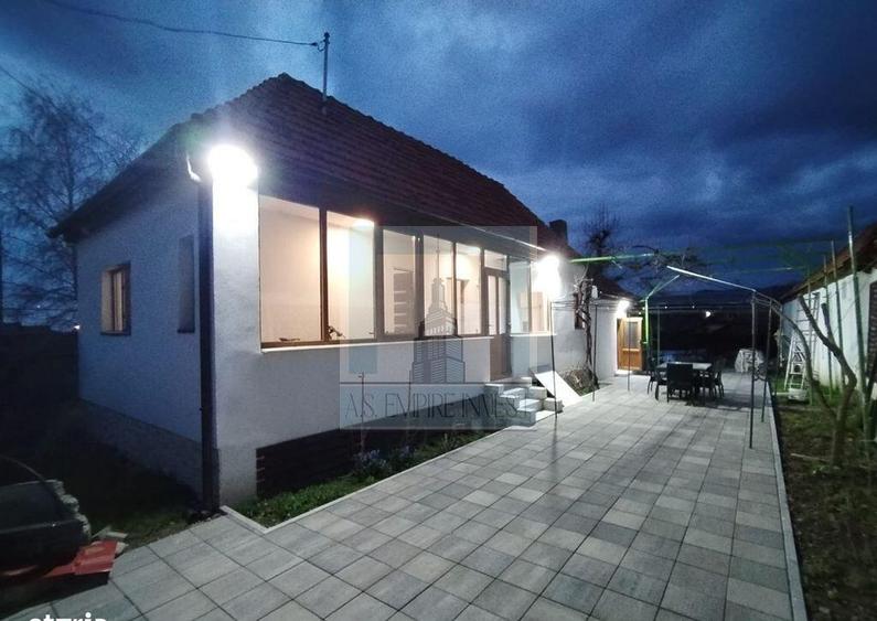 Se vinde casa renovata Tarlungeni, teren ~550mp - 3