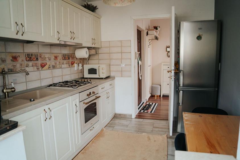 Apartament 2 camere Ultracentral vis-a-vis mag.Bucovina - 4