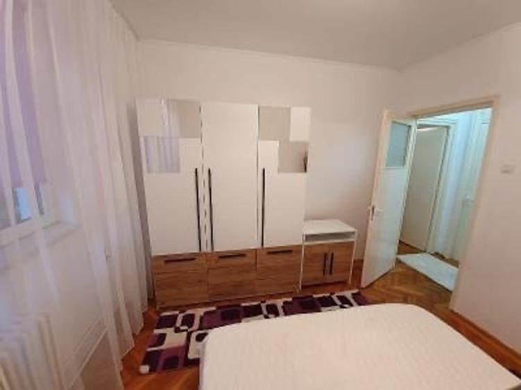 Ap 2 cam, zona Pajura, metrou Jiului, Bucurestii Noi - 12