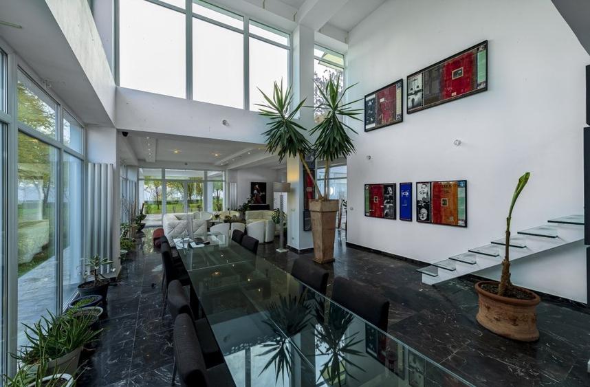 Un Domeniu Unic Lângă București. Luxul Pe Un Singur Nivel: Vilă De Vânzare - 12