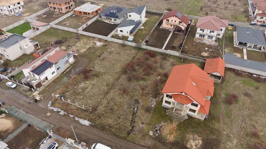 Teren intravilan de 925 mp în Vladimirescu - 3