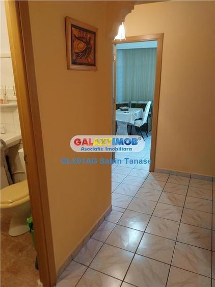 Apartament cu 3 camere decomandat în Prundu