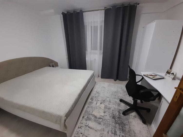 Inchiriez apartament 2 camere - 1