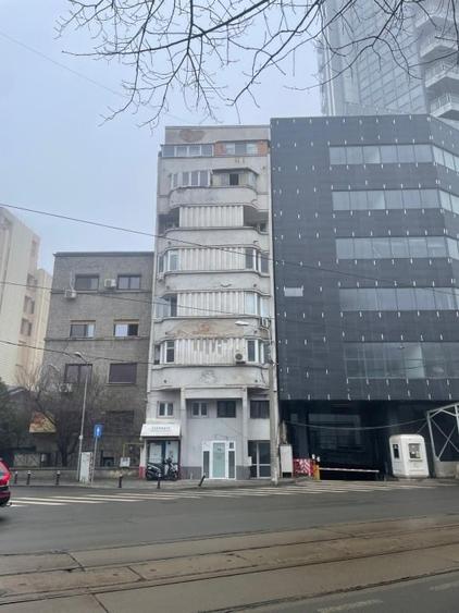 Vand urgent garsoniera  ultracentral  Piata Rosetti - Bd. Carol - 1