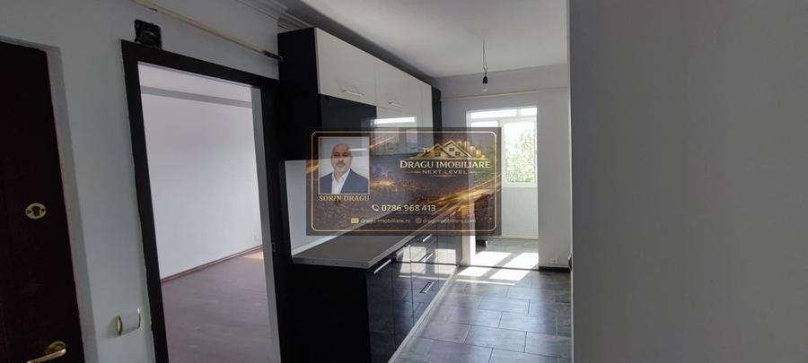 Apartament 3 camere / Tecuci / Central - 1
