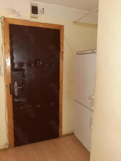 Inchiriez apartament cu doua camere in Ha?eg - 1