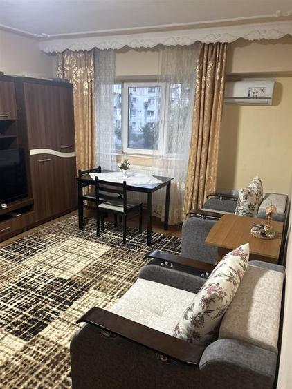 Apartament 4 camere decomandat - etaj intermediar - 92mp - 1980 - 1