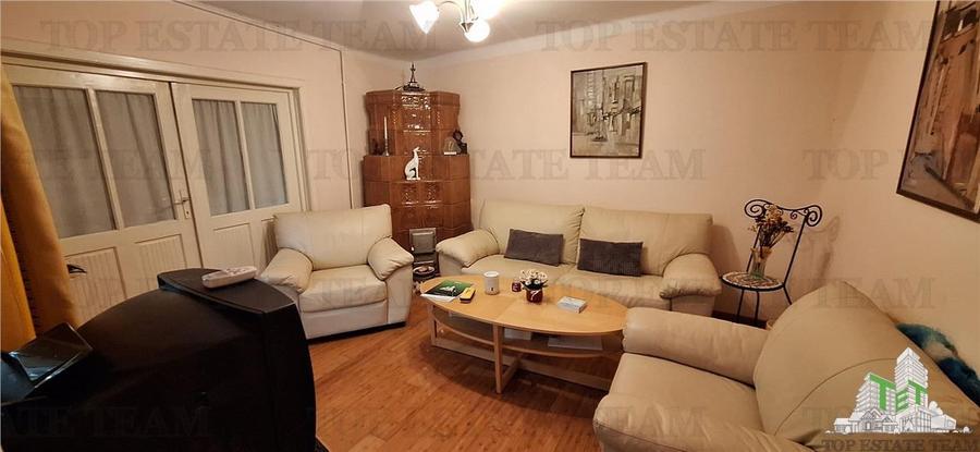 Casa rustica cu curte, 3 camere, zona Tabacarie, Constanta - 1