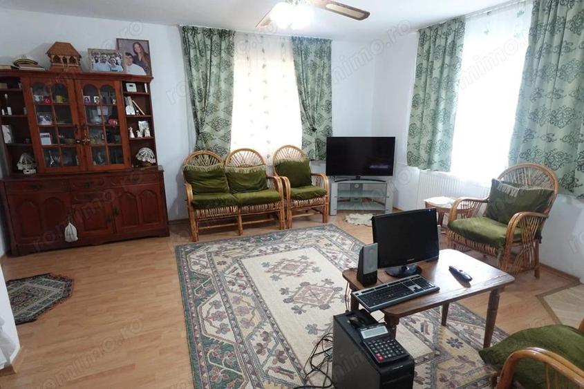 Casa de vanzare in Catalina - 1