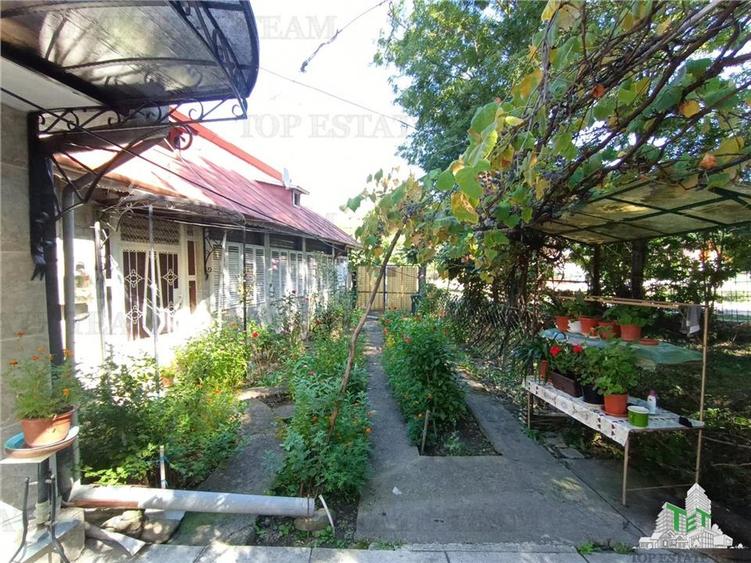 Casa, gradina si curte intr - un peisaj de poveste, aici in Slanic Prahova, unde - 18