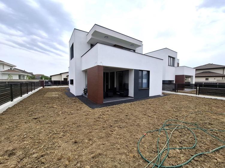 Casă P+1 din cărămidă, modernă și eficientă energetic (2025) - 2