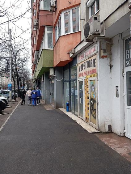 Vindem spatiu comercial Valea Mo?ilor nr 205 Bl 11B sector 2 Bucure?ti - 5