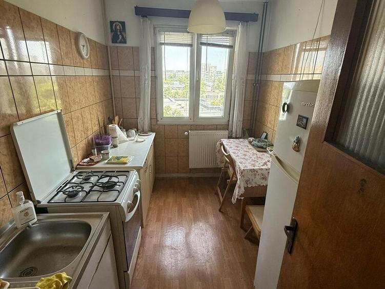 Nicolae Grigorescu 5 minute metrou si parc IOR, Liceul Dante - 7