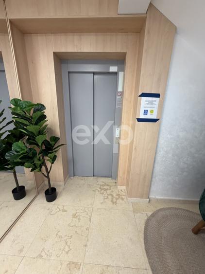 Apartament cu 2 camere decomandat în Galata