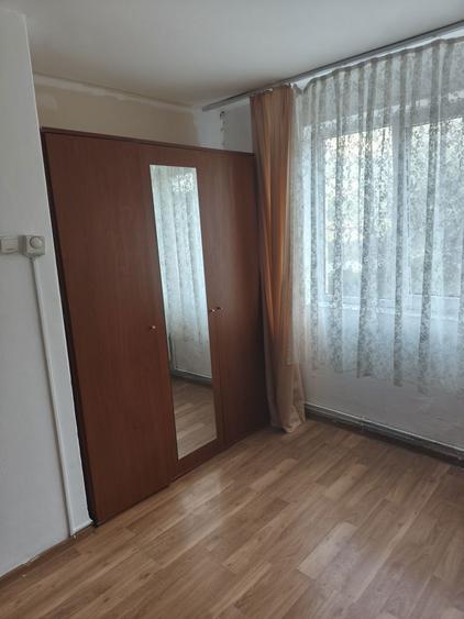 inchiriez garsoniera zona Vivo 200 e - 1