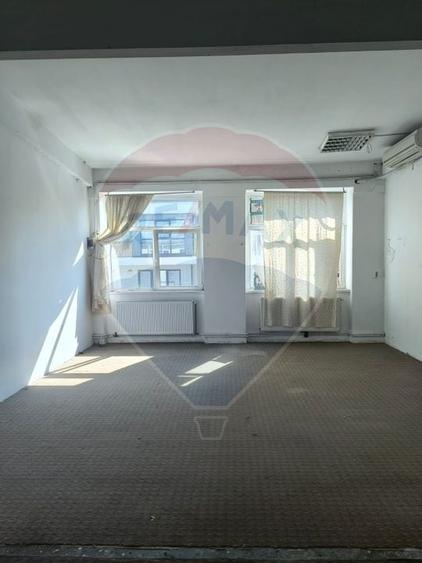 Spațiu comercial de inchiriat - 1