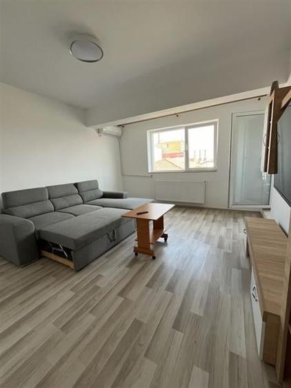 Berceni-Luica, garsoniera decomandata, loc parcare - 1