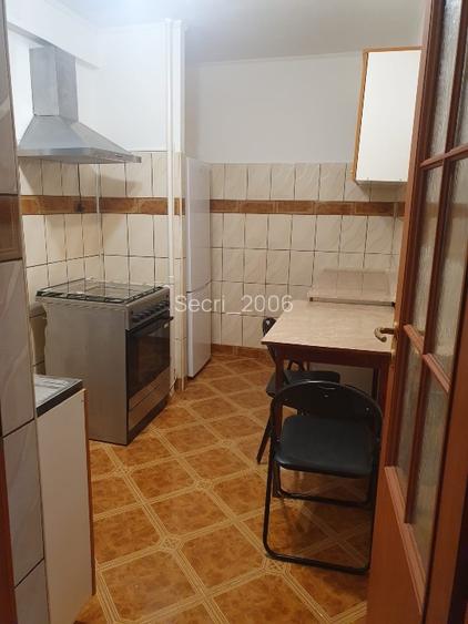 Inchiriez apartament 2 camere