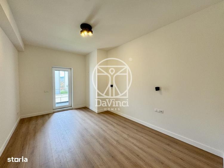 Apartament cu 3 camere decomandat în Cristian