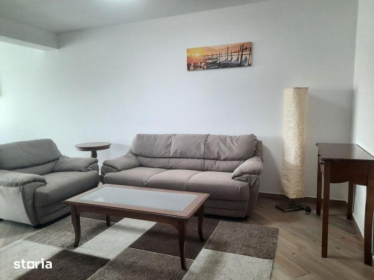 Apartament cu 3 camere decomandat în Calea Dumbrăvii