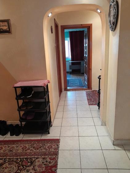 Apartament cu 3 camere decomandat în Brăilei