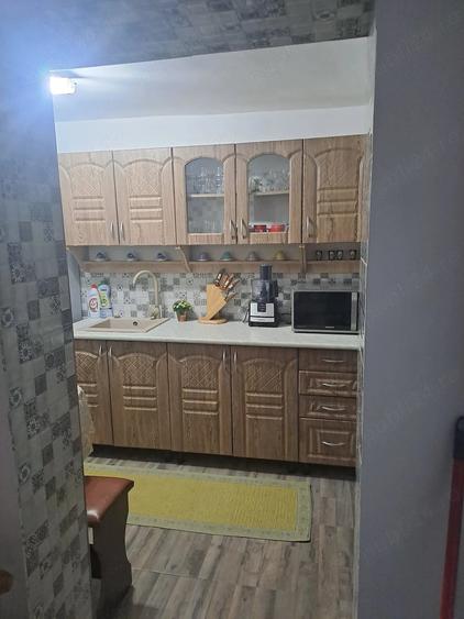Casă cu Teren 1363 Mp în Central