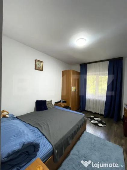 Apartament cu 3 camere decomandat în Obcini
