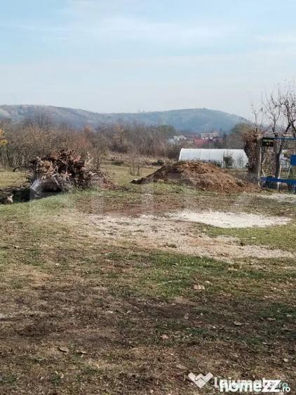 Teren de 3360 mp, în Aninoasa