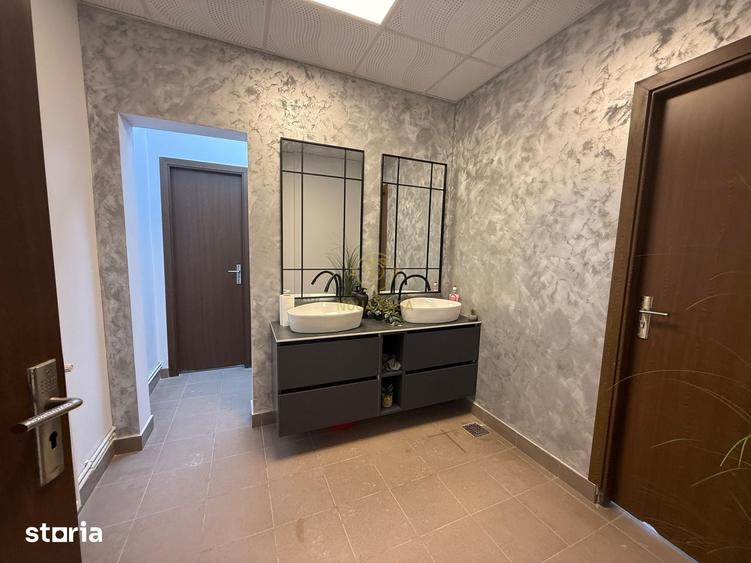 Spațiu comercial, de 18 mp, în Ultracentral