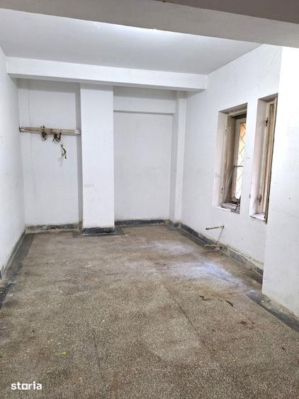 Spațiu comercial, de 108 mp, în Basarabia