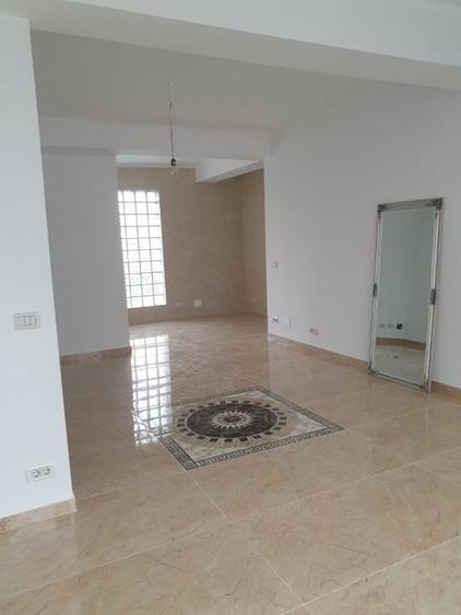Apartament cu 2 camere decomandat în Străulești