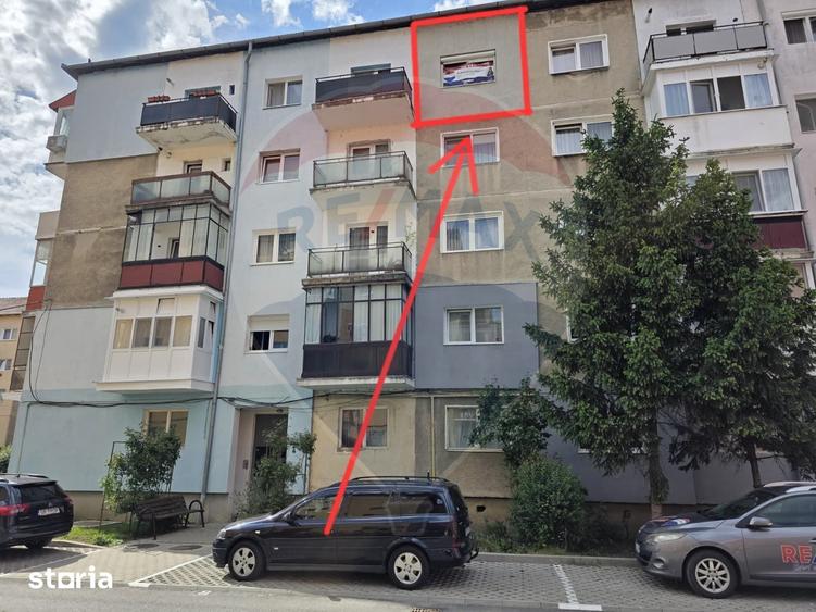 Apartament cu 2 camere decomandat în Vitrometan