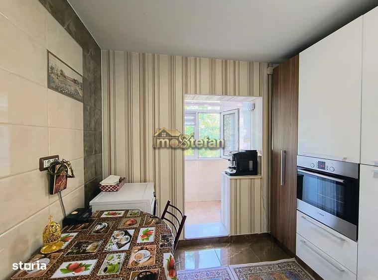 Apartament cu 3 camere decomandat în ICIL