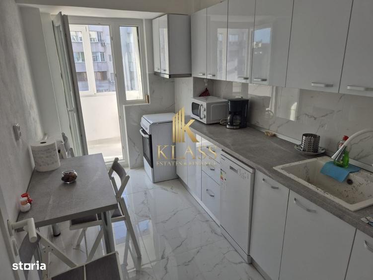 Apartament cu 3 camere decomandat în Titulescu