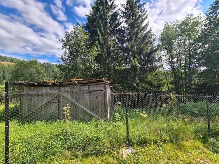 Casă cu Teren 2543 Mp în Poiana Horea