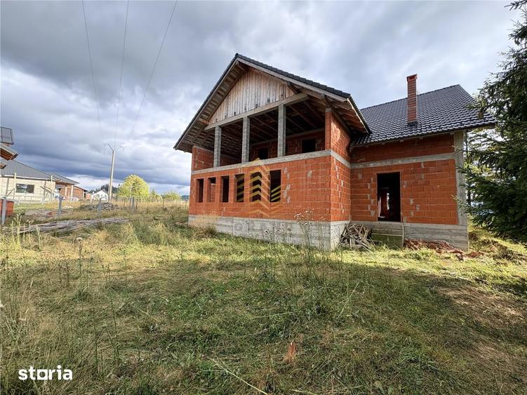 Spațiu comercial, de 440 mp, în Tiha Bârgăului