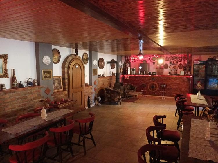 AFACERE SAU CASA DE VANZARE IN COMLOSU MIC - 5