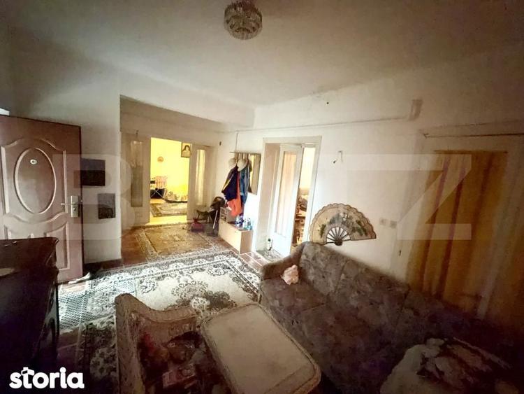 Casa 4 camere,teren 1400 mp,Uioara de jos - 10