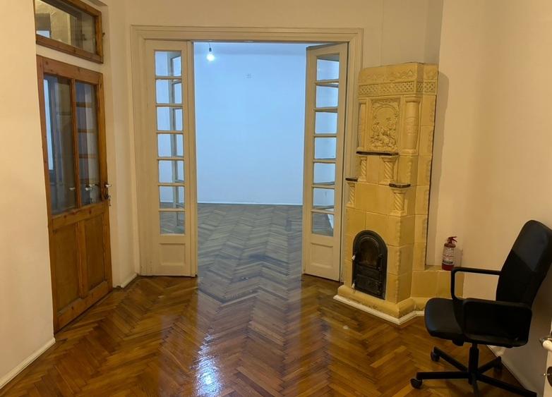 Vila p+m+1 in ultracentralul capitalei,stradal pe Splaiul UNIRII,locatie top - 11