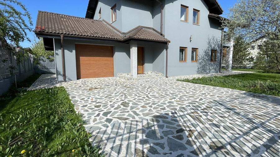 Vila Laguna Albastra  complet mobilata cu garaj - 6