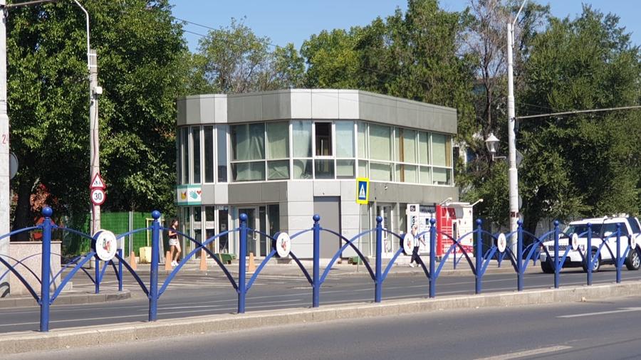 Berceni-Piata Sudului spatiul de vanzare - 144 mp-pret 620.000 euro - 4