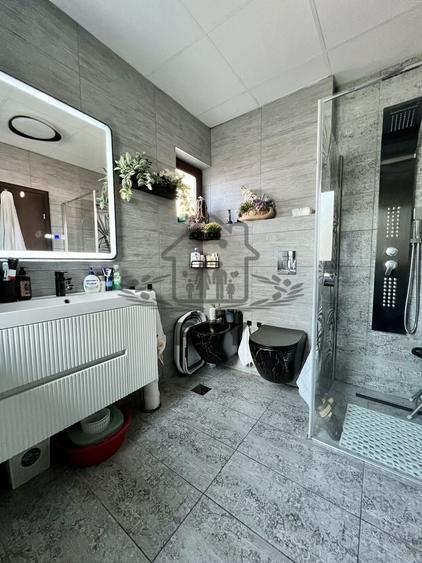 Casa/Vilă Single în Șelimbăr | teren 863m | Pretabilă 2 familii - 8