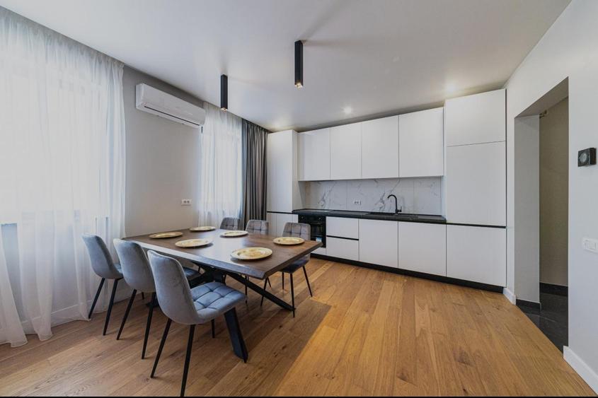 Sector 4 Postalionului Apartament 3 Camere Decomandat 80 mp - 4