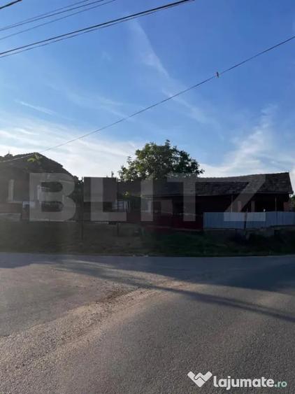 Casa de locuit in Valea Larga, cu teren generos de 5.100 - 2
