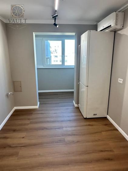 Apartament 4 camere - renovat, centrala proprie - Rahova - 4