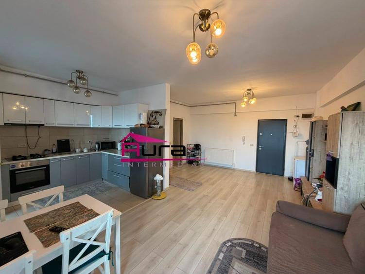 Apartament cu 2 camere decomandat în Peco