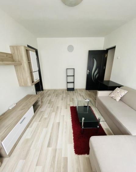Spre inchiriere apartament cu 2 camere Bucur Obor - 1