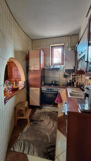 Casa de vanzare cu 280 mp si teren 1100 mp in Arcasilor Galati - 7